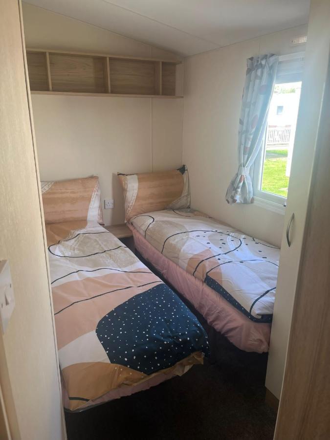 Kings Caravan Park Chapel Saint Leonards Buitenkant foto